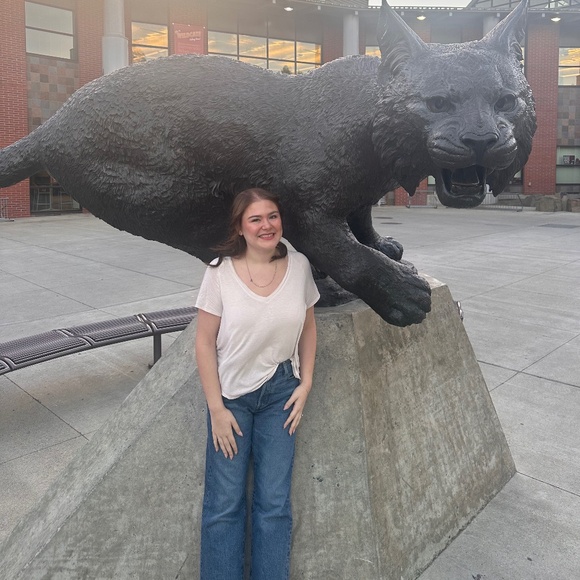 Meet your Posher, Adrien - Picture 1 of 1